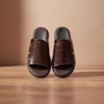 Men Slippers in Leather for Casual Wear